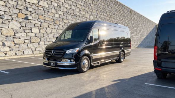pawtucket airport sprinter van service