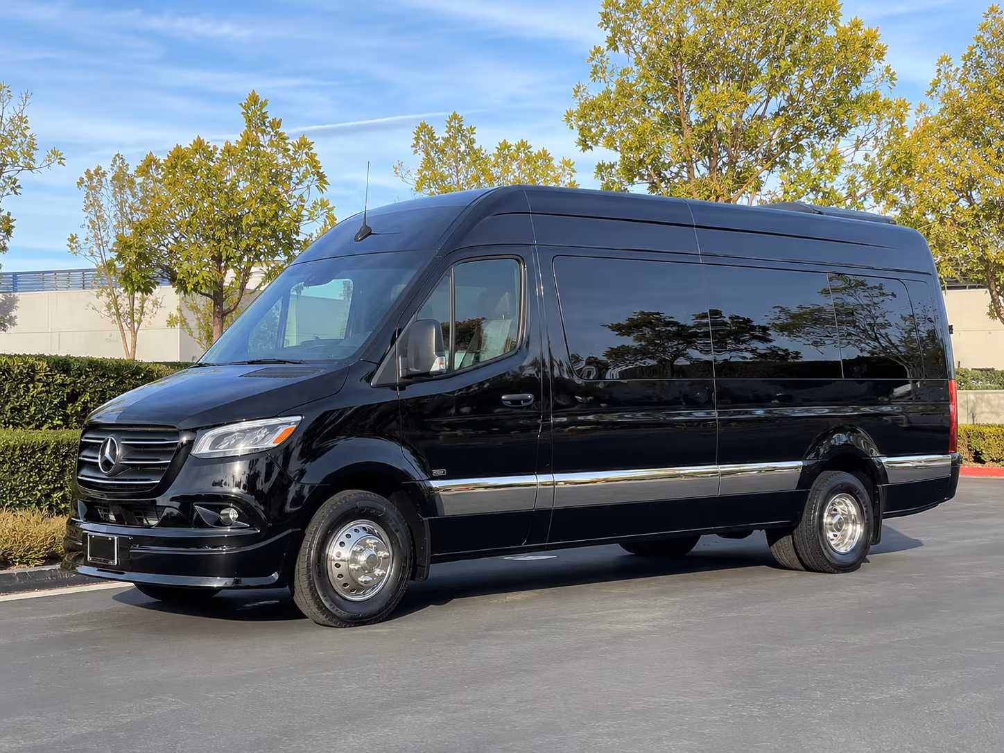 find the perfect transportation for your next corporate event 4